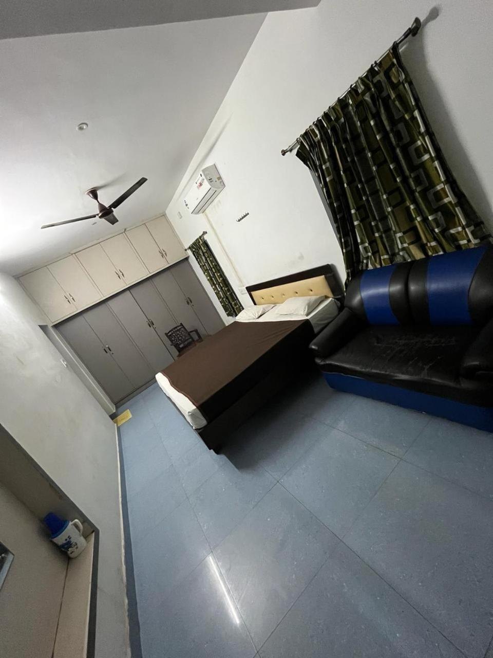 מדוראי The Alp Hotel מראה חיצוני תמונה