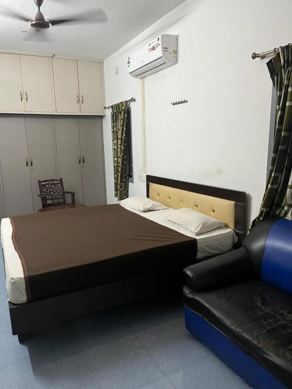 מדוראי The Alp Hotel מראה חיצוני תמונה