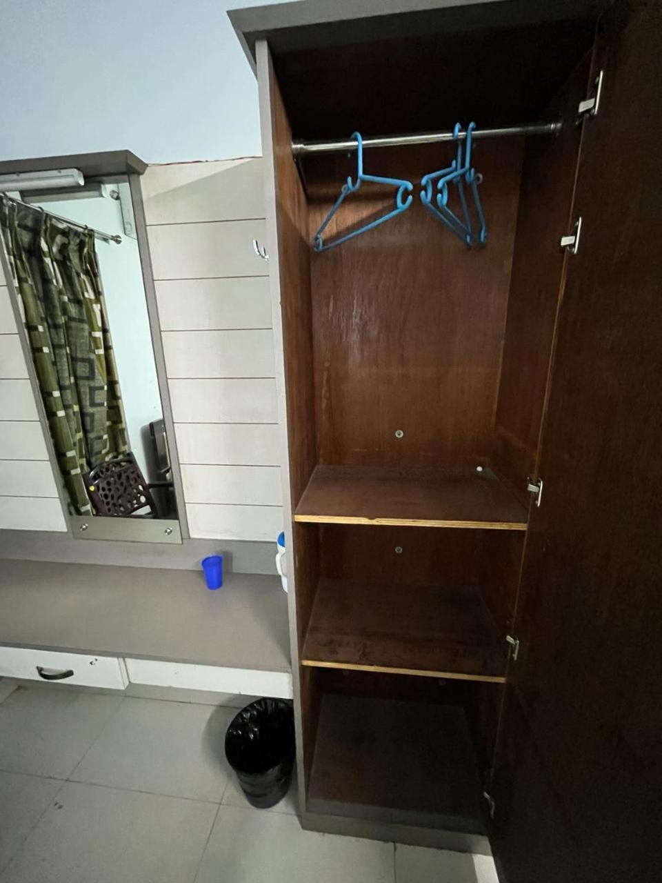 מדוראי The Alp Hotel מראה חיצוני תמונה