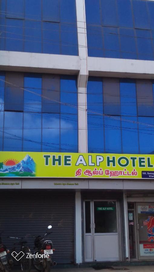 מדוראי The Alp Hotel מראה חיצוני תמונה